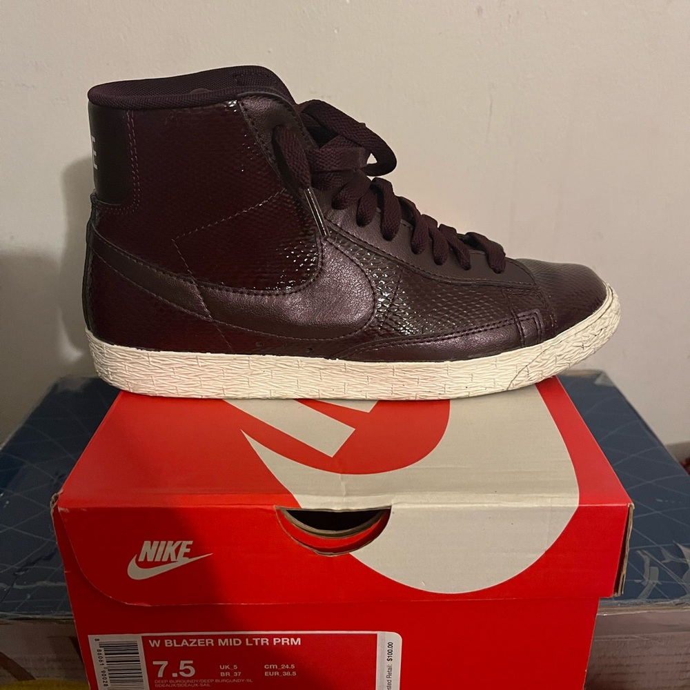 Womens Blazer Mid Deep Burgundy